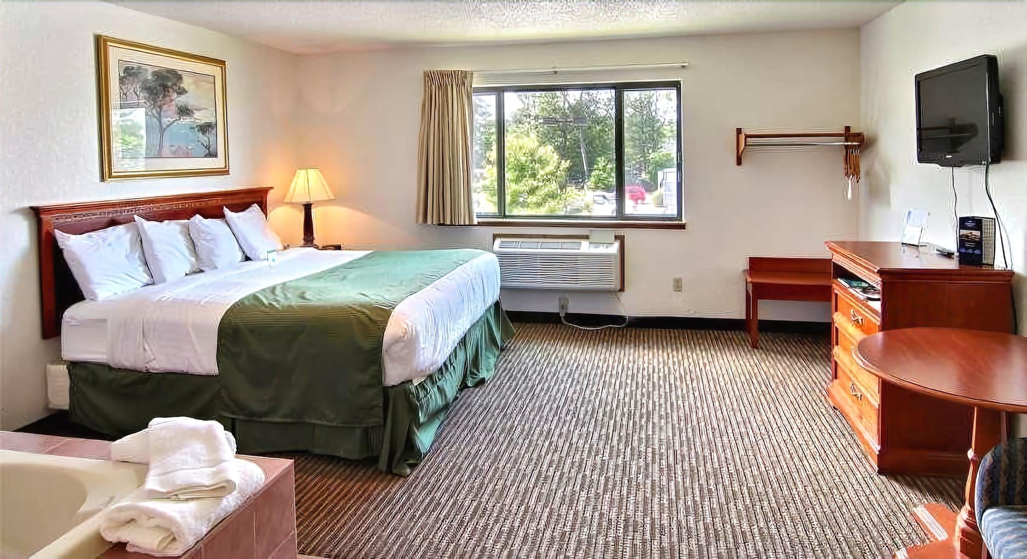 Days Inn & Suites By Wyndham Traverse City Kültér fotó