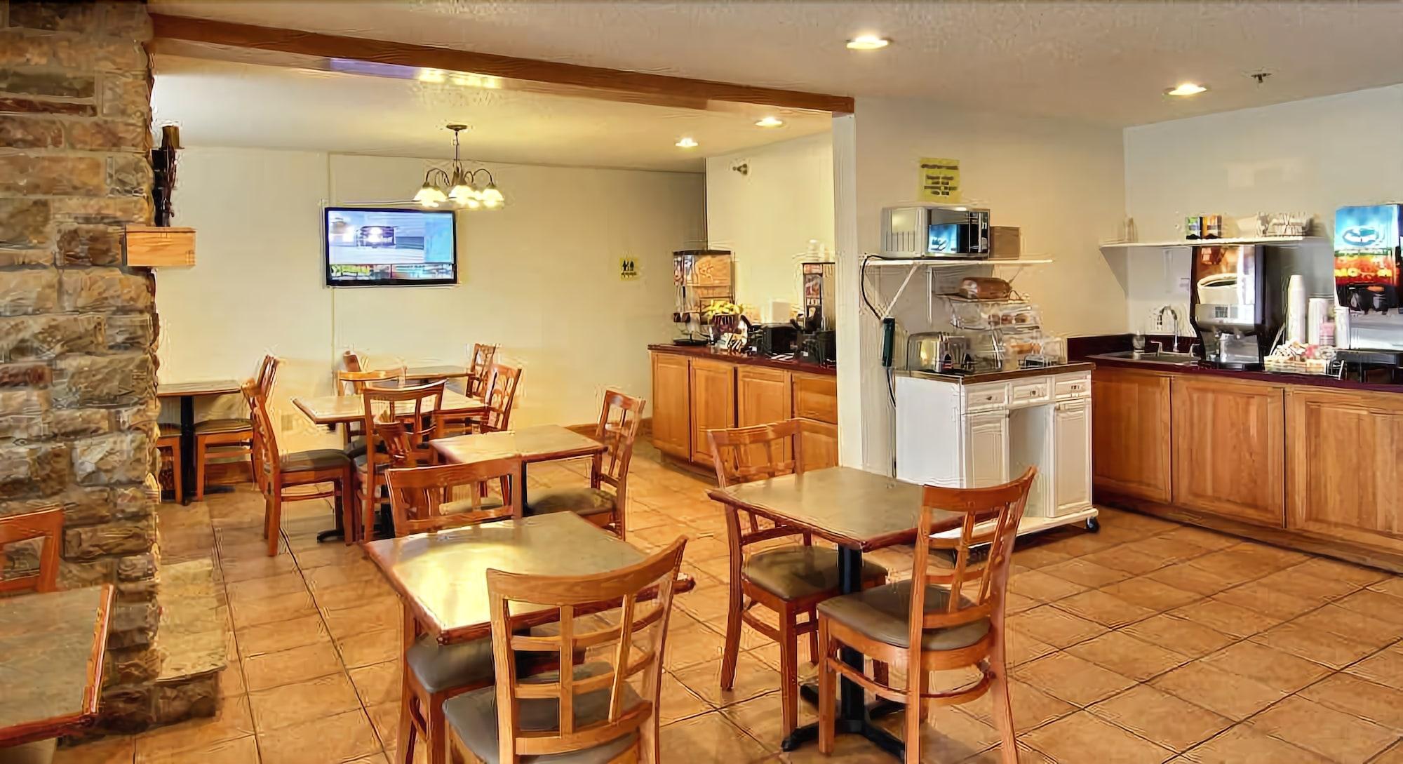 Days Inn & Suites By Wyndham Traverse City Kültér fotó