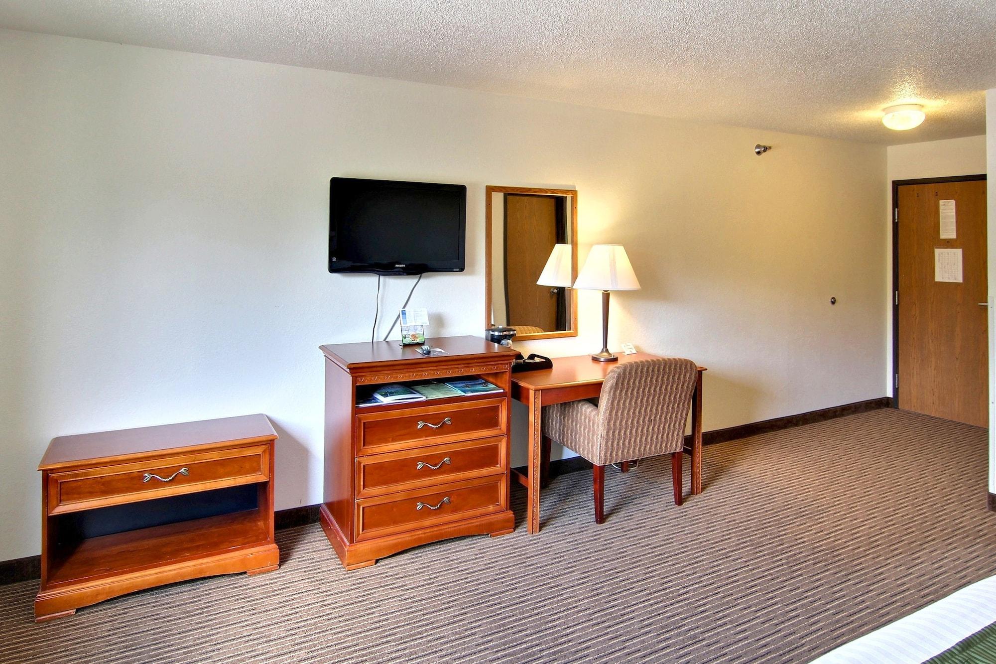 Days Inn & Suites By Wyndham Traverse City Kültér fotó