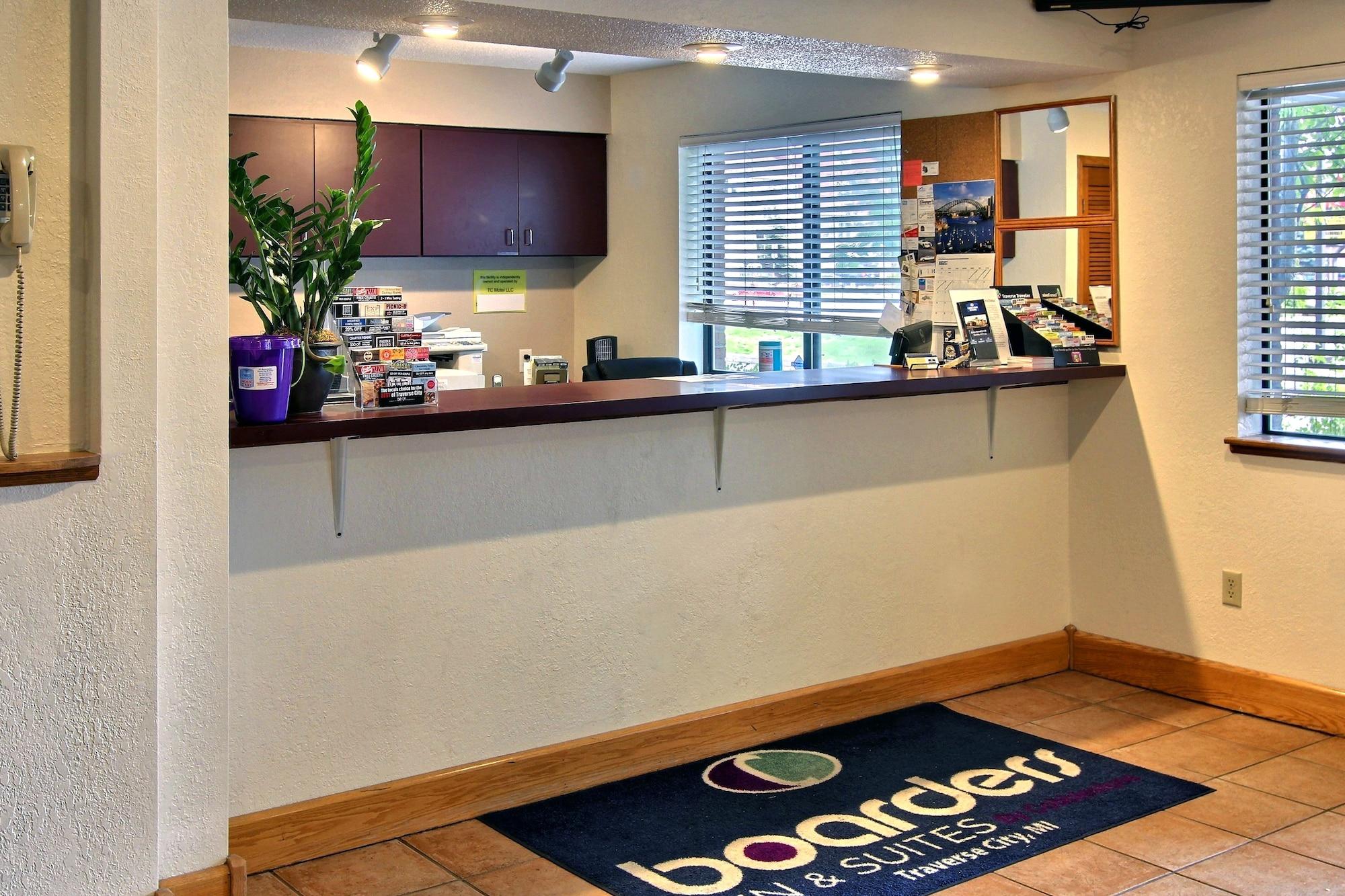 Days Inn & Suites By Wyndham Traverse City Kültér fotó