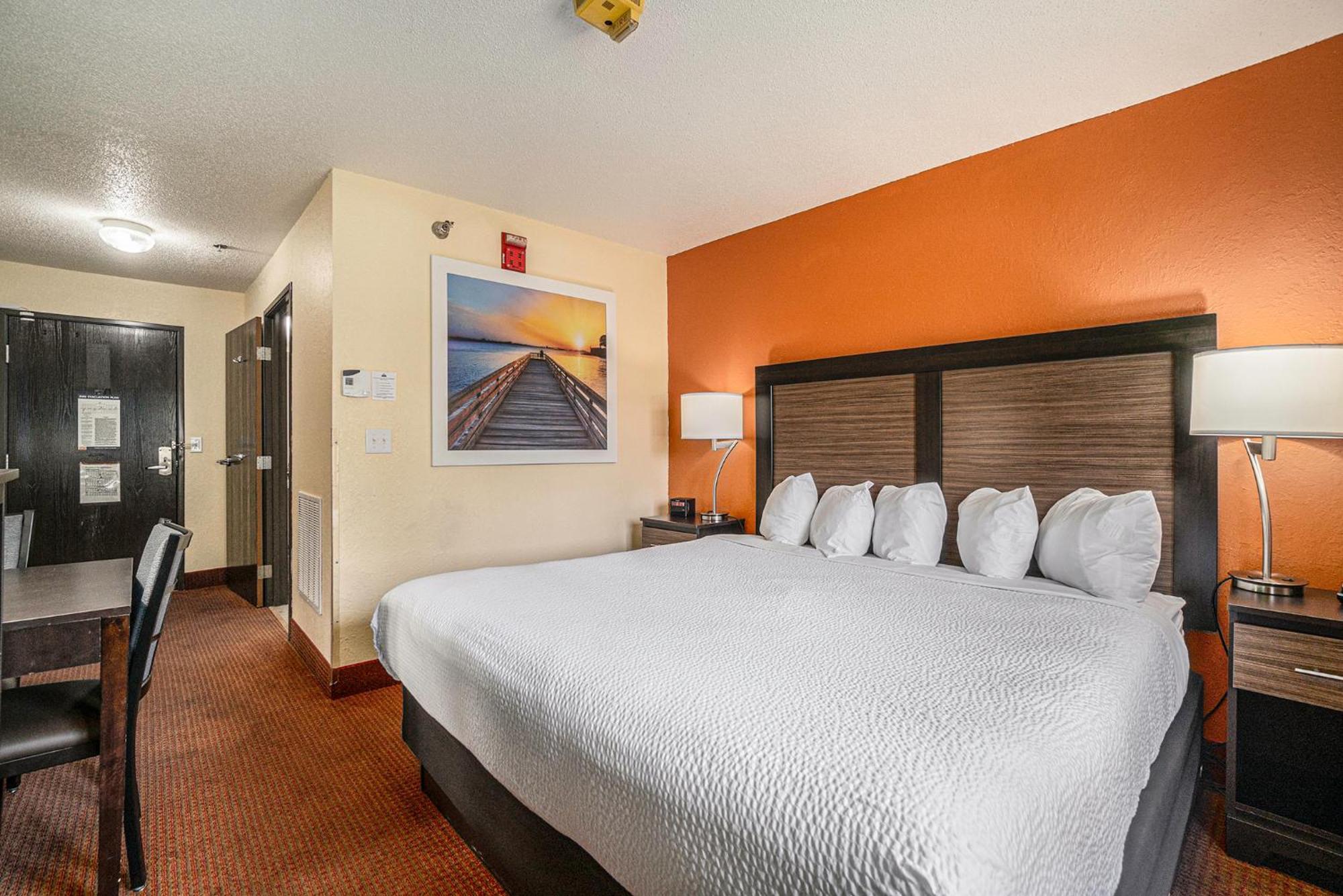 Days Inn & Suites By Wyndham Traverse City Kültér fotó